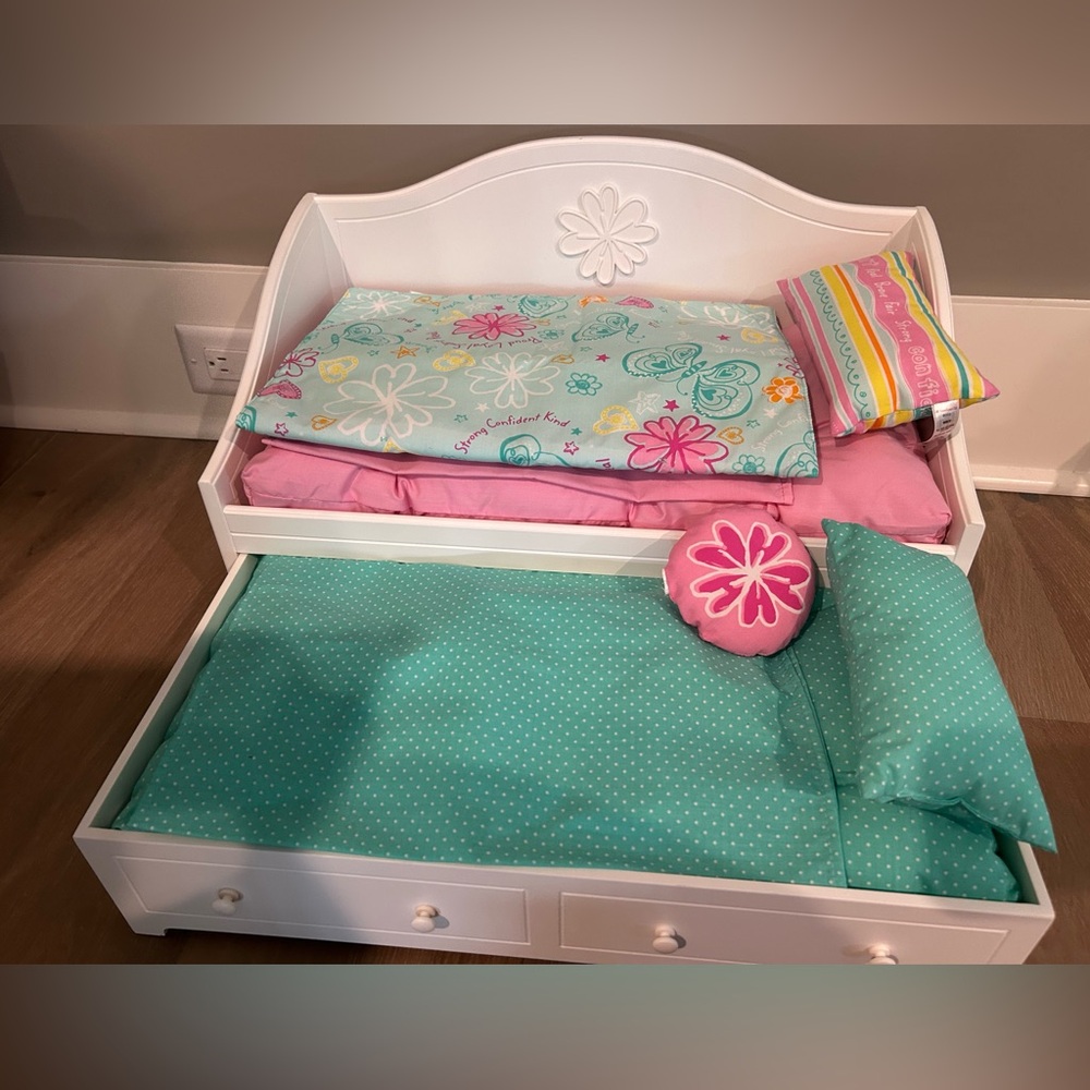 American Girl My Dreamy Day Bed